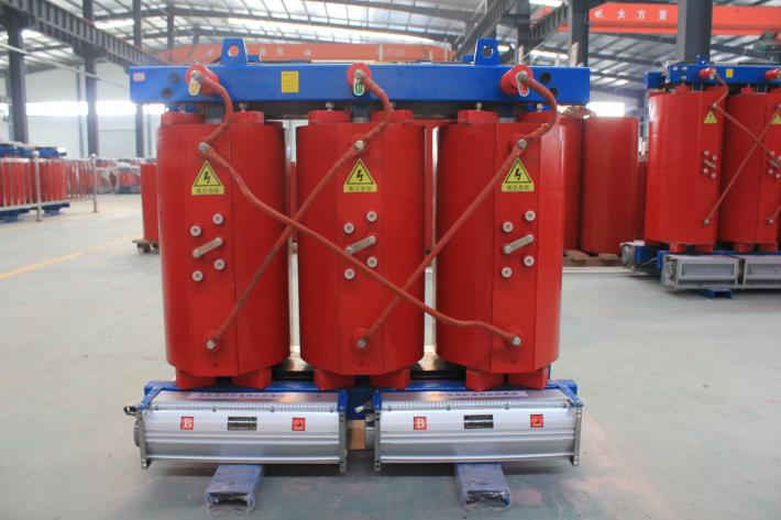 一般北京創(chuàng)聯(lián)匯通電氣全鋁的干式變壓器800kva價(jià)格是33900元，全銅的800kva干式變壓器價(jià)格是65000元。